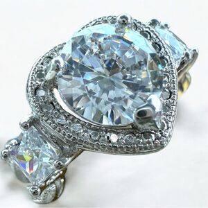 Heart Halo CZ Statement Ring Silver Tone Size 6.5 – Sparkling Bold Look